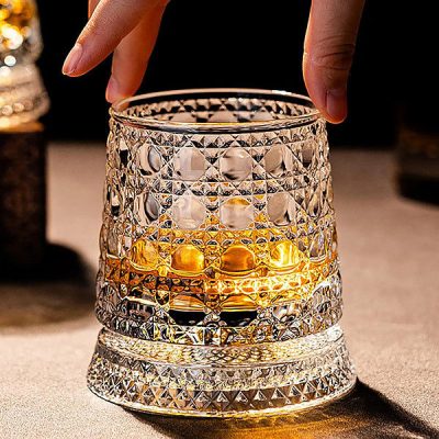 Pahar de whisky din cristal rotativ | GLASORA